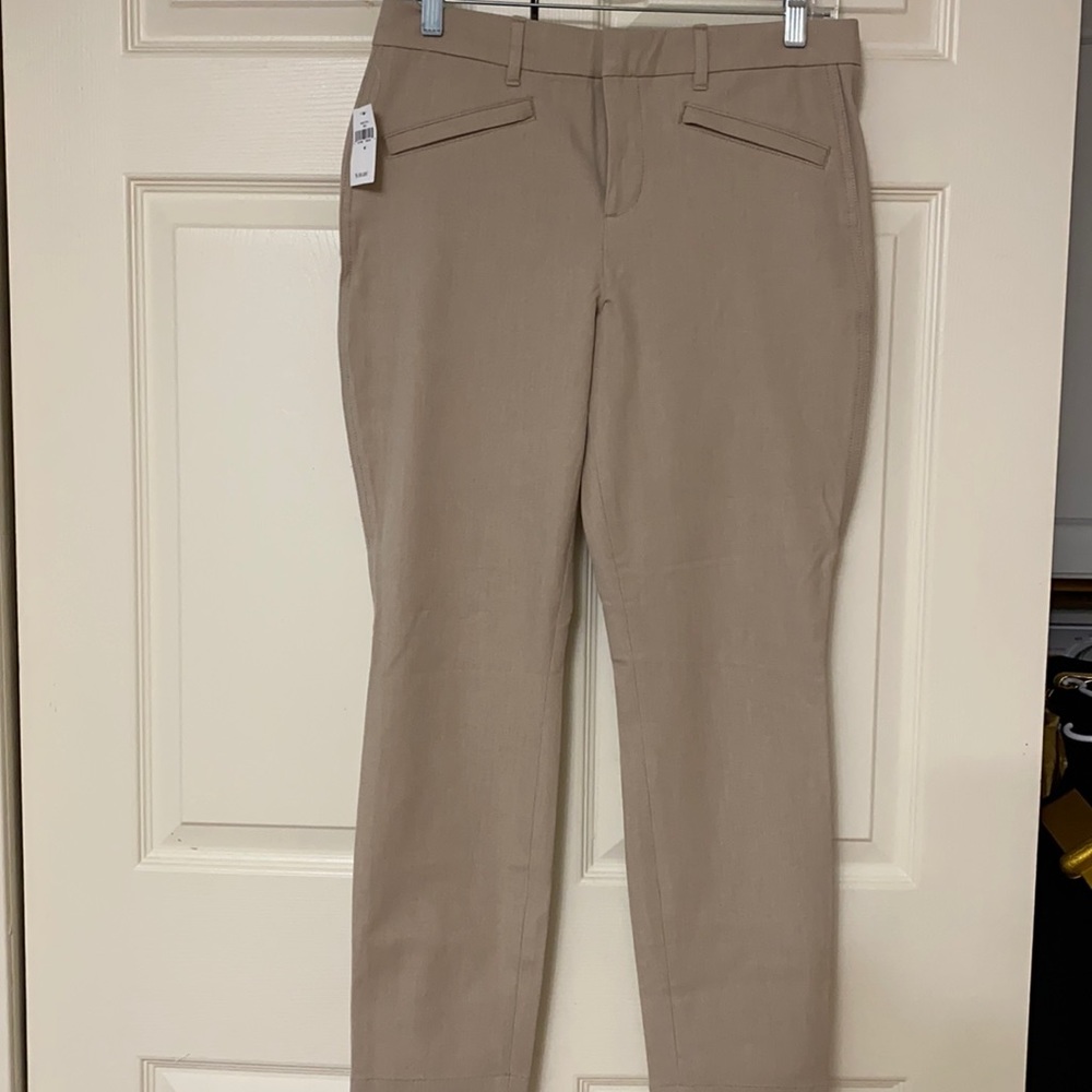 Signature skinny ankle GAP size 6